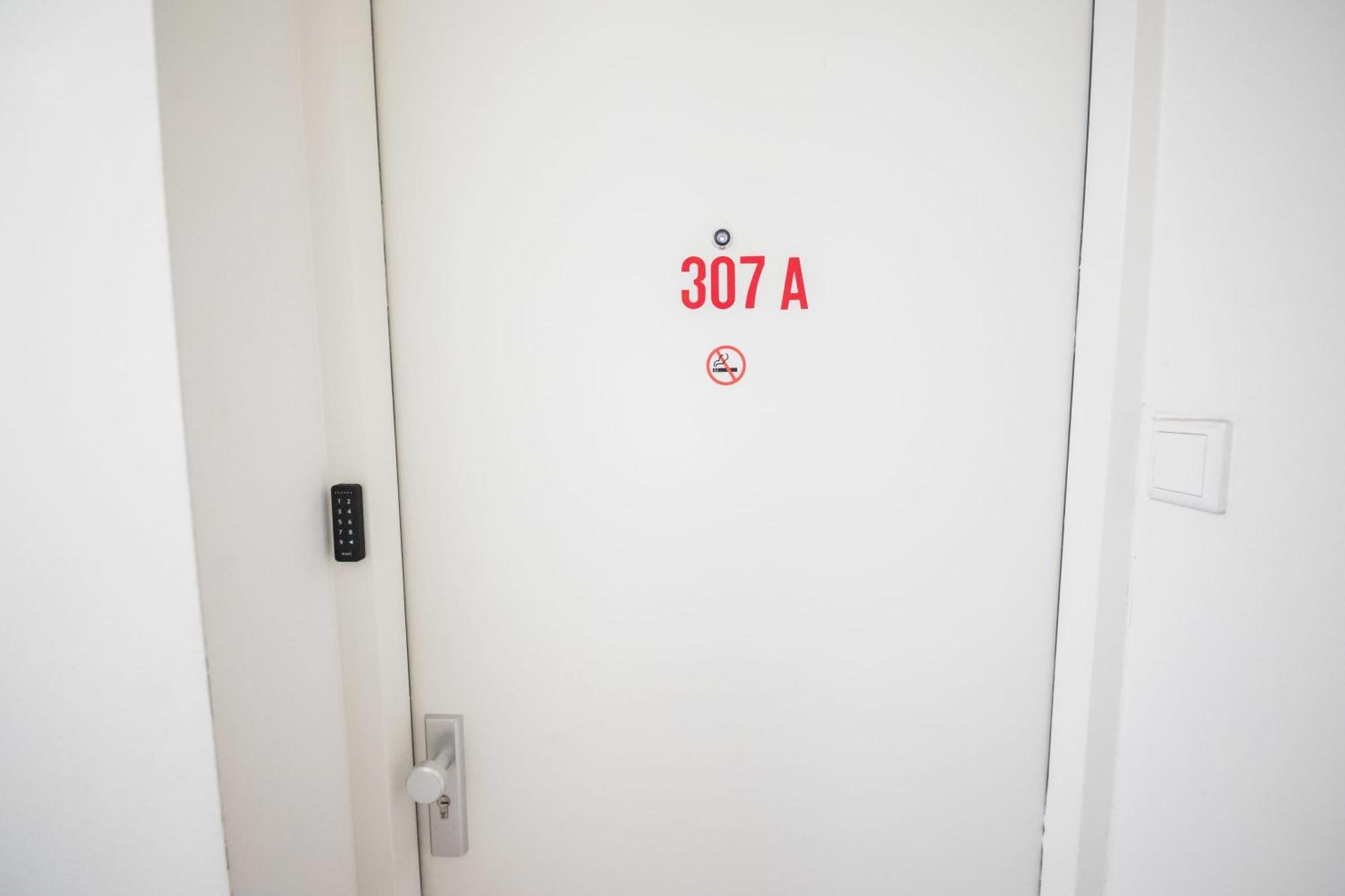 Amazing 50M2 Two-Bedroom Apartment - Ts307A 埃因霍温 外观 照片